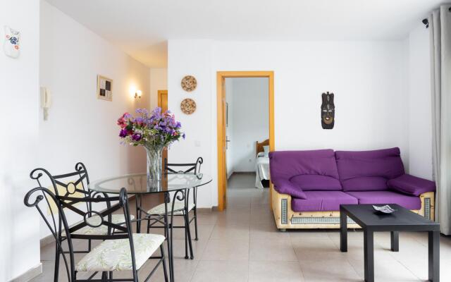 Home2Book Cozy Apartment La Lajita
