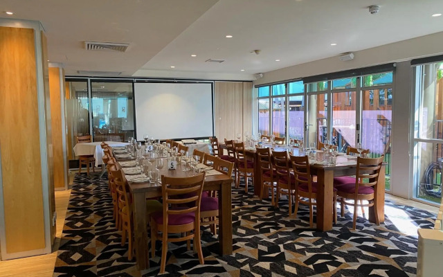 The Colmslie Hotel