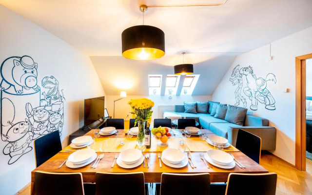 Klimentska Cartoon apartments