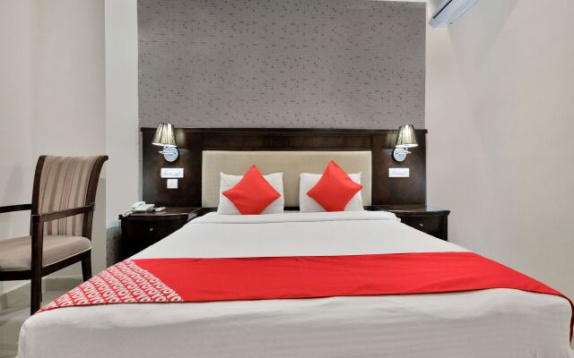 Capital O 12384 Hotel Rudra Grand