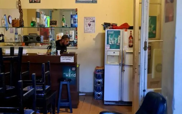 Hostal MVD Port