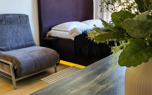 Мириады на улице Молодежная