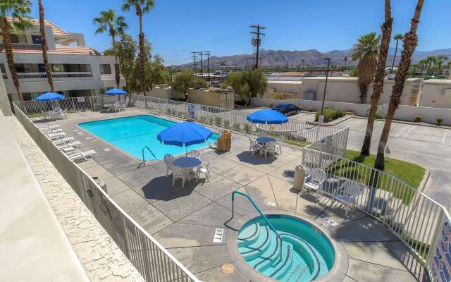 Motel 6 Palm Springs, CA - Downtown