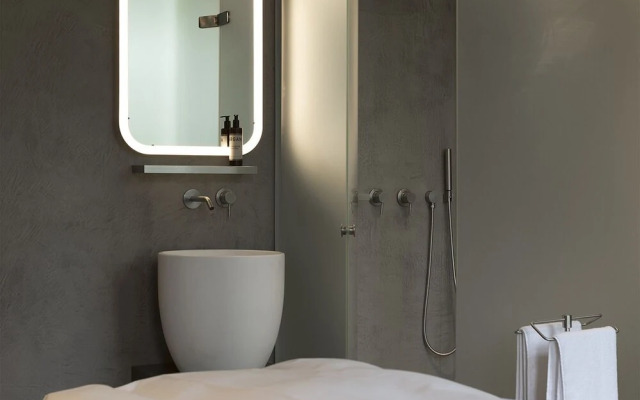 hotel Blue inspired by MANNA