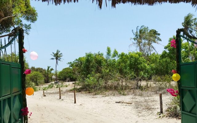 Mida Creek Eco Camp