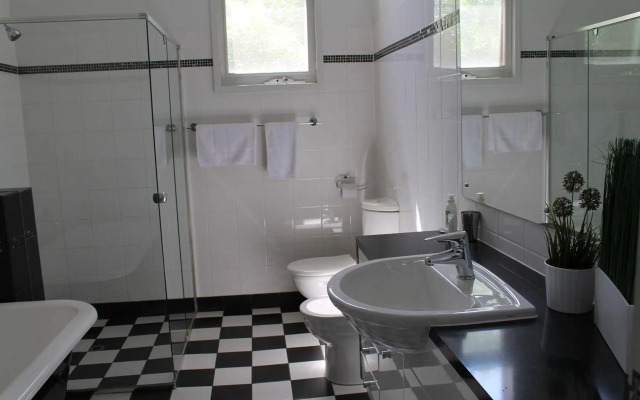 Specialty Accommodation – Adelaide Dress Circle Apartments