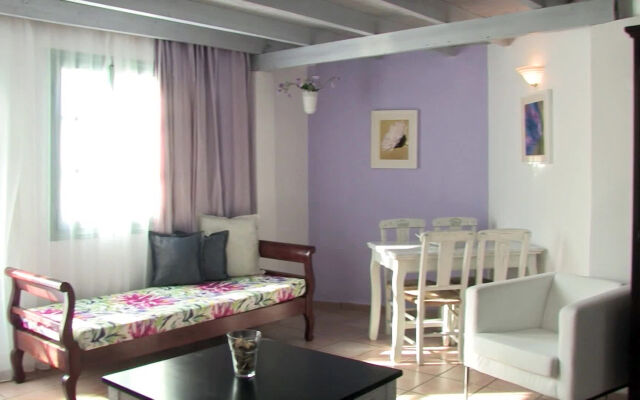 Mythos Suites Boutique Hotel