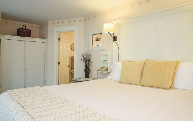 The Charlotte Hotel & Restaurant