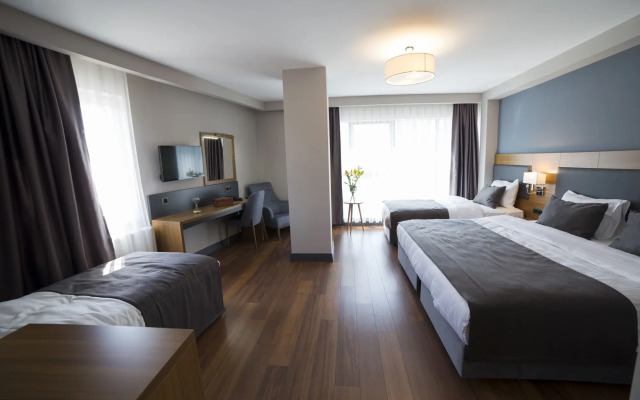 MD Barbaros Hotel