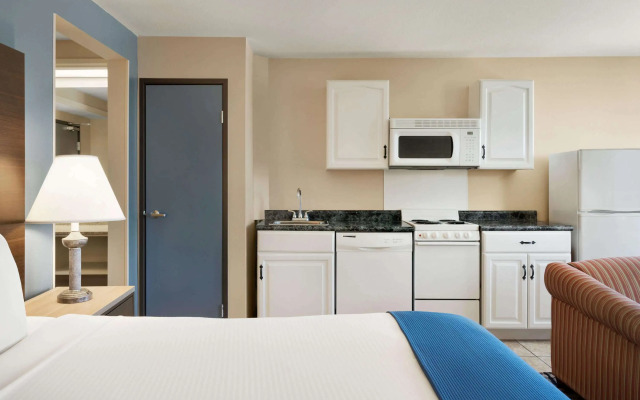 Baymont by Wyndham Ft. Leonard/Saint Robert