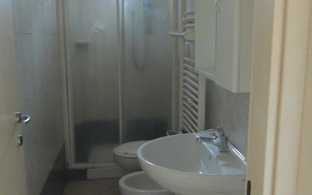 Affitti Giacomo Lenzi 4