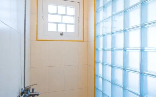 Ocean Breeze & Suites