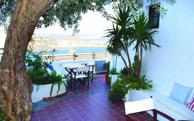 Maris Lindos, Suites and Apartments