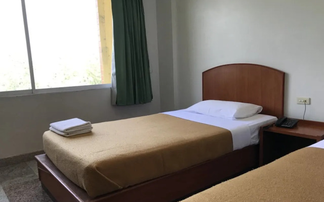 Lopburi Residence 2 And Resort