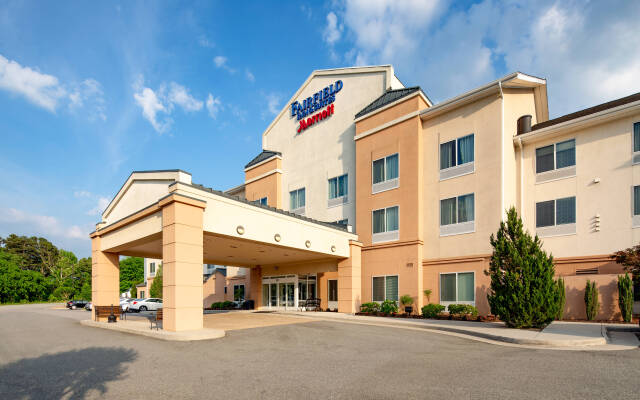 Fairfield Inn & Suites South Boston