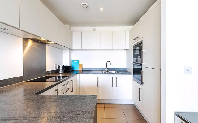 Stepney Green City Apartment