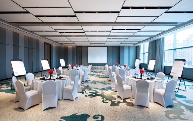 Crowne Plaza Baoji City Center by IHG