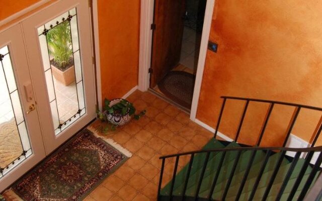 The Lakehouse Bed & Breakfast