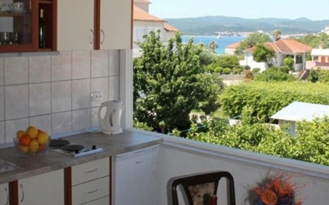 Boris - With Pool - A3