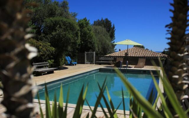 La Poussada, maisons écologiques avec vue mer