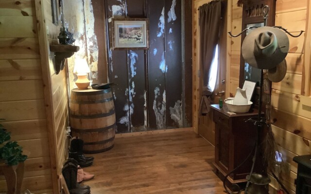 Nacoochee Valley Lodge