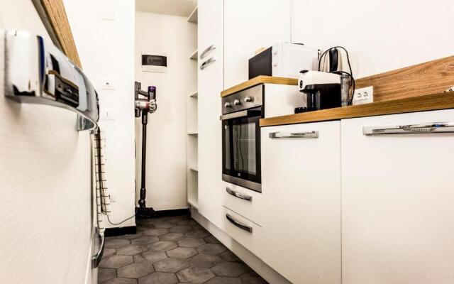 Archivolto del Teatro, 3