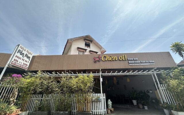 OYO 1232 Pon Pon Hostel