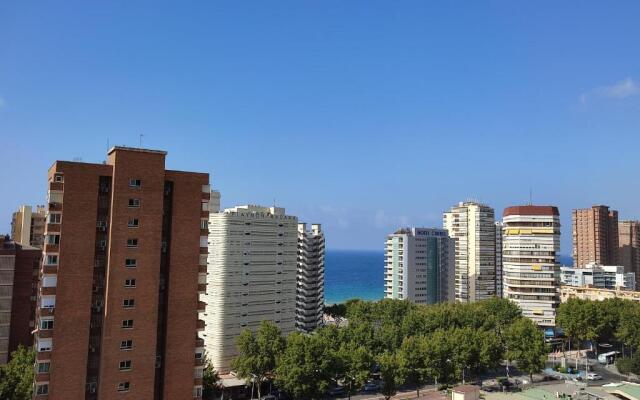 Junto Playa Levante con terraza Chill-Out-2 WCs-A ESTRENAR Gemelos 23