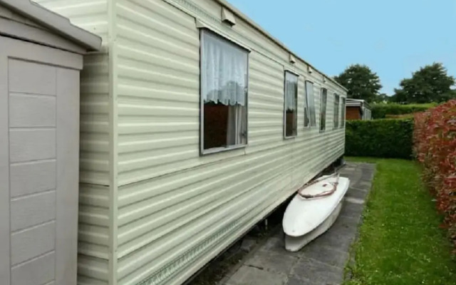 Inviting Mobile Home in Auw near Lake & City Center