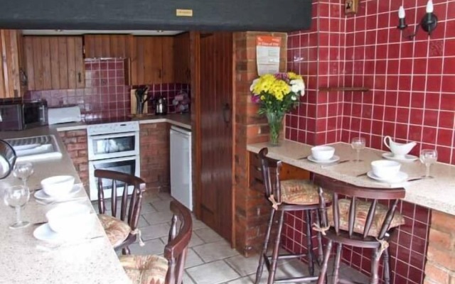 Severn Bank Lodge