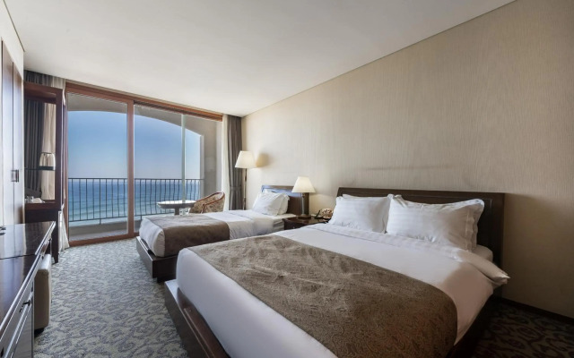 Hotel Maremons