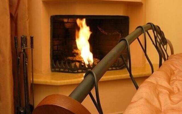 Miression Pelion House