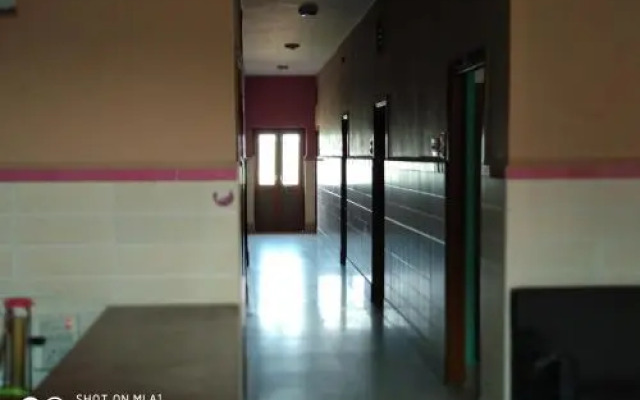 Neelanjana's Hotel Hindustan
