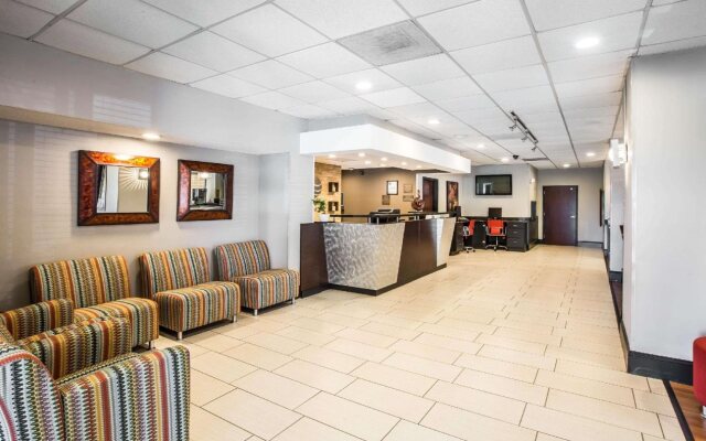 Best Western Plus Greenville I-385 Inn & Suites