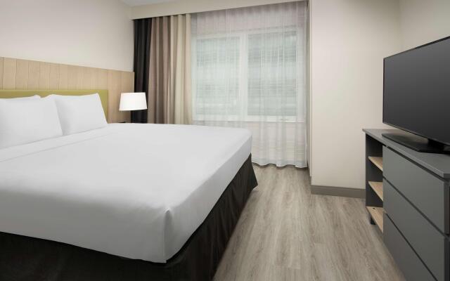 Country Inn & Suites by Radisson, Seattle-Tacoma International Airport, WA