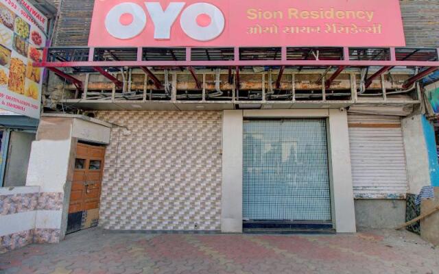 OYO 71172 Hotel Sion Residency