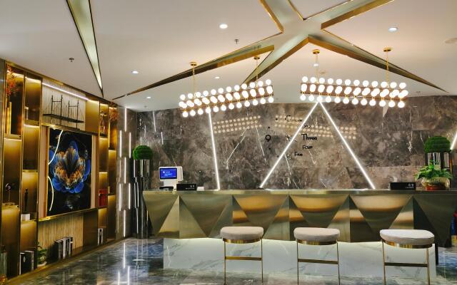 Starway Hotel Urumqi Exhibition Center