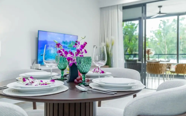 2BR Beachside 200 m to BangTao beach