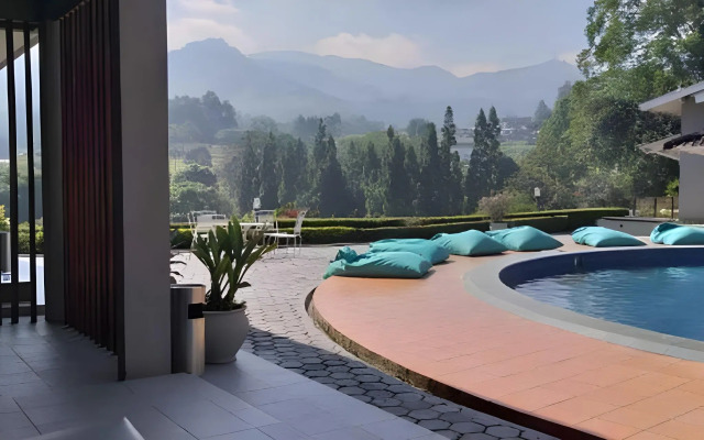 Ariandri Hotel & Resort 