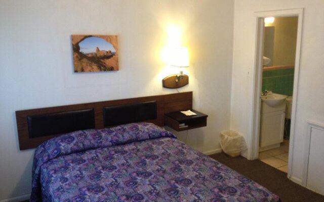 Budget Inn