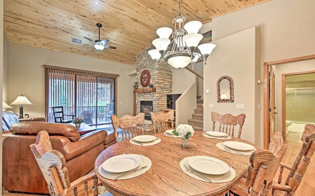 < 1 Mi to Torreon Golf Club: Show Low Condo