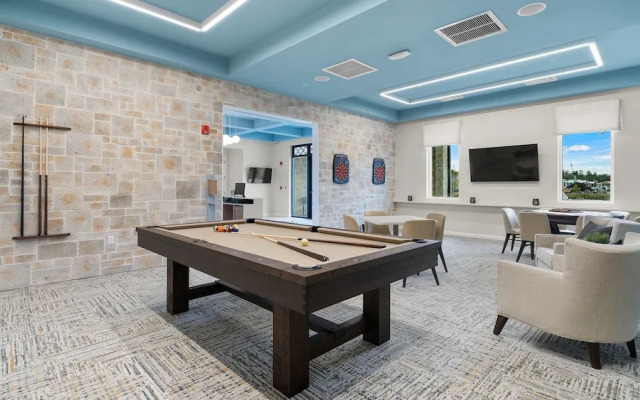 Luxury fun 9BR Near Disney Villa