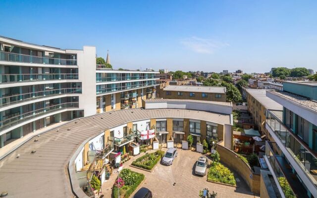 Lovely Studio W/balcony in Islington, 4 Guests