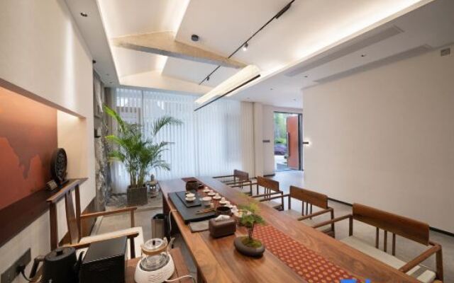 Wuyi Mountain Tea Yueshan Residence