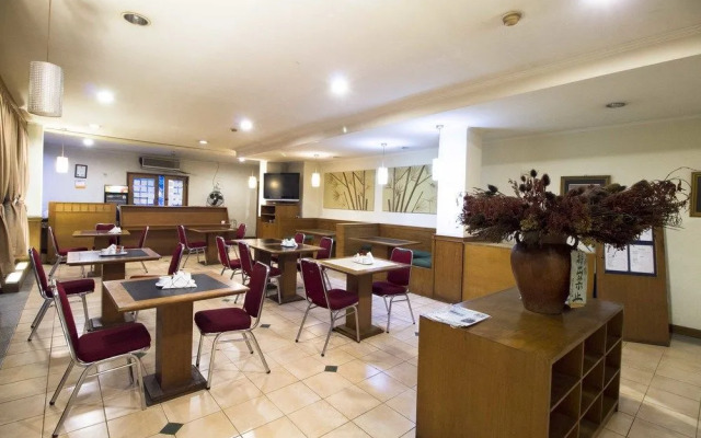 RedDoorz Apartment @ Cilandak