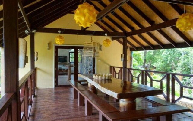 Ever Dreamed of staying in a 4 Bedroom Castle SDV044A - By Samui Dream Villas