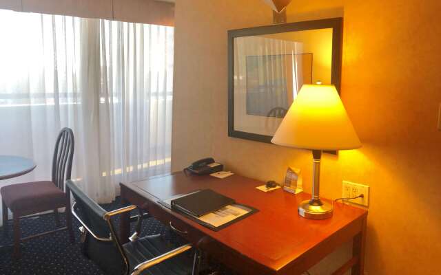 Best Western Plus Suites Downtown