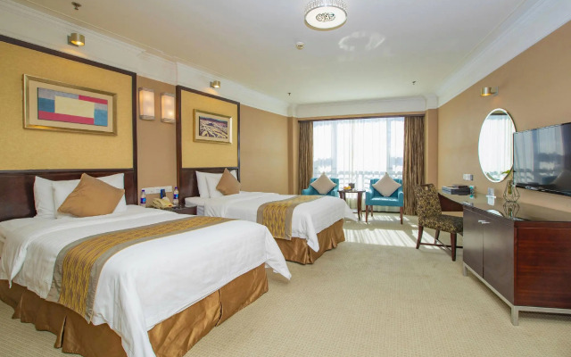 Blue Horizon Hotel (Qingdao Shilaoren International Convention and Exhibition Center)