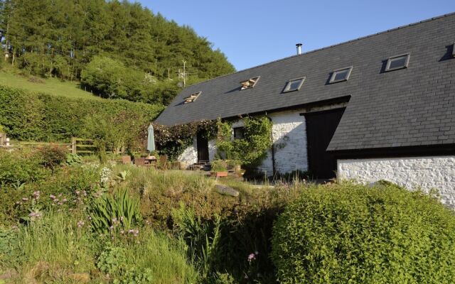 Gilfach Farm Holiday Accommodation