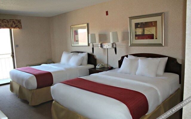 Express Suites Riverport Inn & Suites